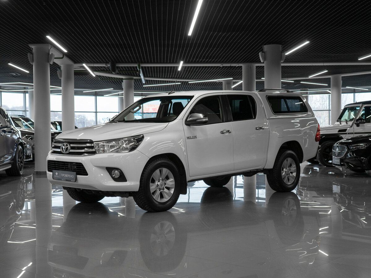 Toyota Hilux VIII