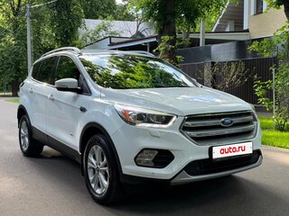 2017 Ford Kuga II Рестайлинг, белый, 1300000 рублей, вид 1
