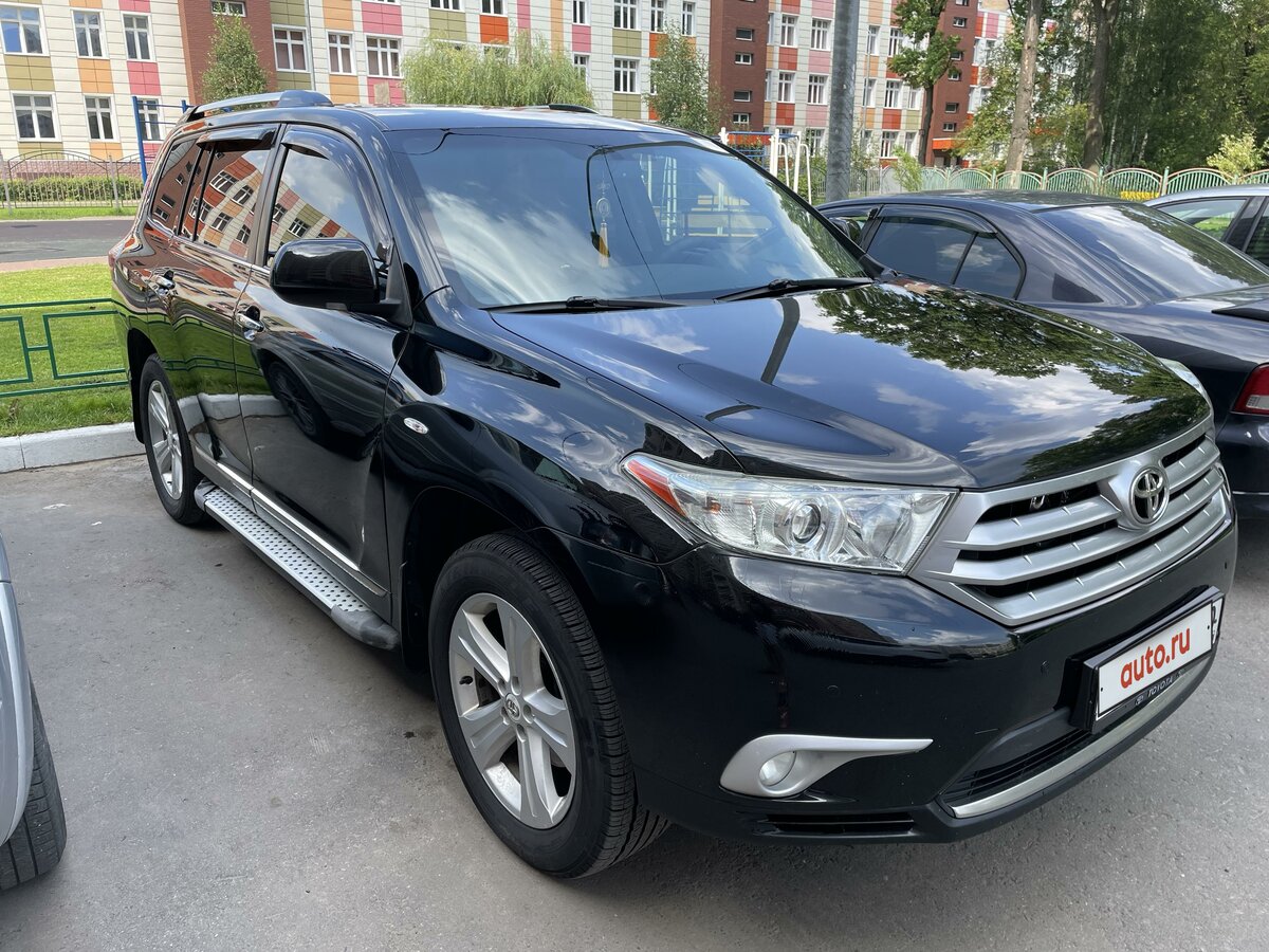 Toyota Highlander 2012 черный