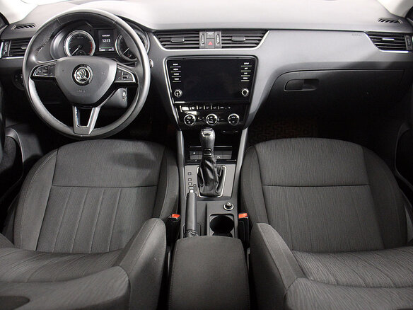 2017 Skoda Octavia, серый - вид 12