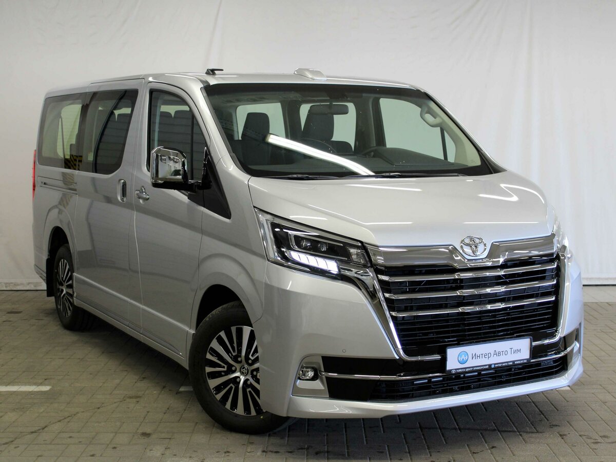 Тойота hiace h300