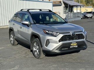 2024 Toyota RAV4 V (XA50), серебристый, 4203000 рублей, вид 1