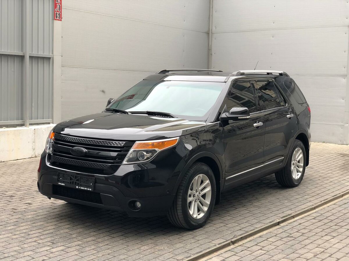 Ford Explorer 5 2011 черный