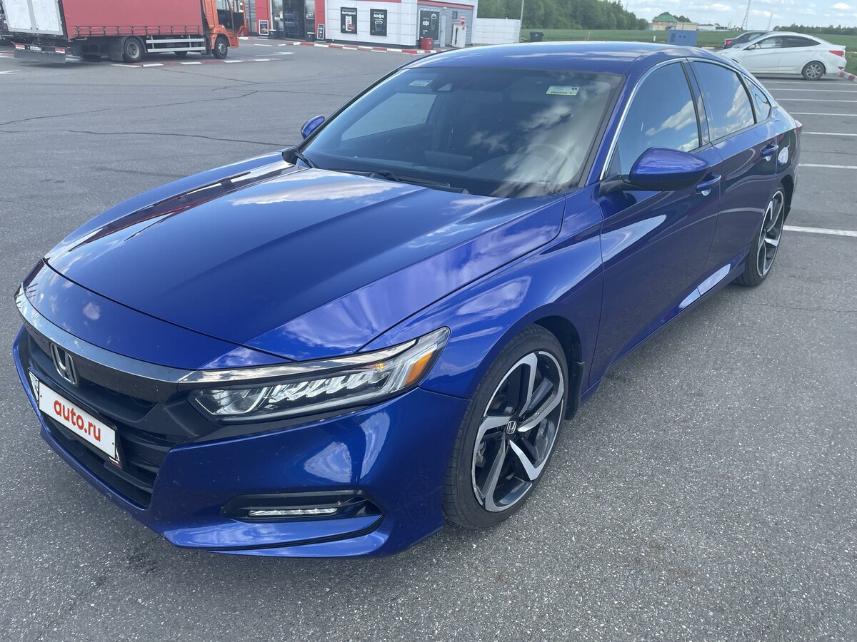 Купить б/у Honda Accord X Рестайлинг 1.5 CVT (194 л.с.) бензин вариатор