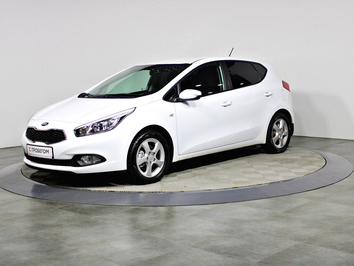 Купить б/у Kia Ceed II 1.6 MT (129 л.с.) бензин механика в Белгороде ...