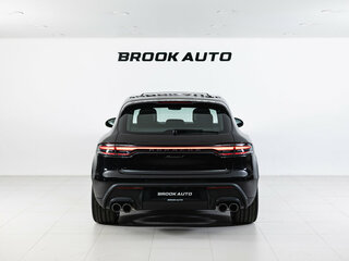 2026 Porsche Macan I Рестайлинг 2, чёрный, 11790000 рублей, вид 5