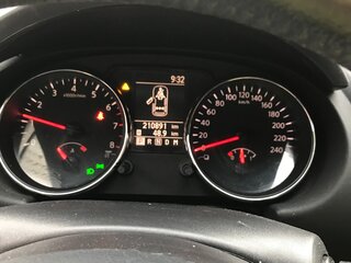 2011 Nissan Qashqai I Рестайлинг, серебристый, 830000 рублей, вид 5