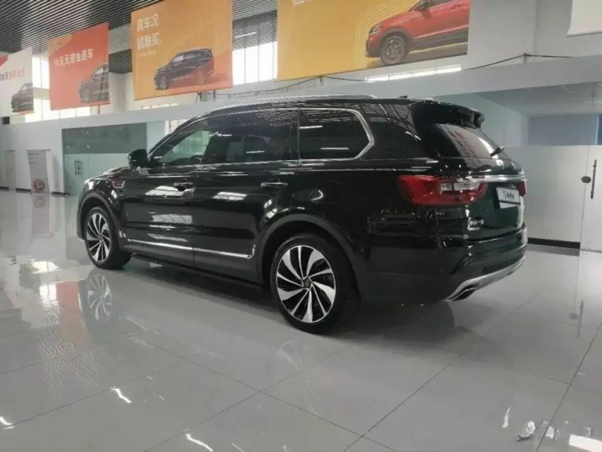 Hongqi hs7