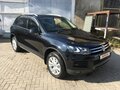 2010 Volkswagen Touareg II, чёрный - вид 2