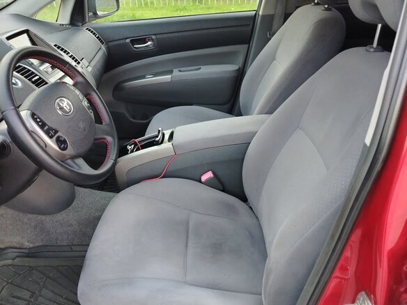 2009 Toyota Prius II Рестайлинг (XW20), красный, 920000 рублей - вид 11