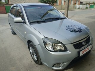 2011 Kia Rio II Рестайлинг, серебристый, 629000 рублей, вид 1