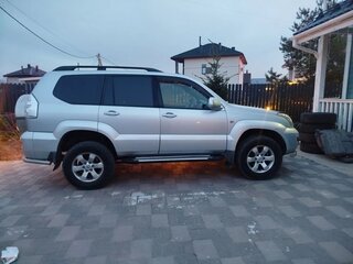 2006 Toyota Land Cruiser Prado 4-speed 120 Series, серебристый, 1300000 рублей, вид 3