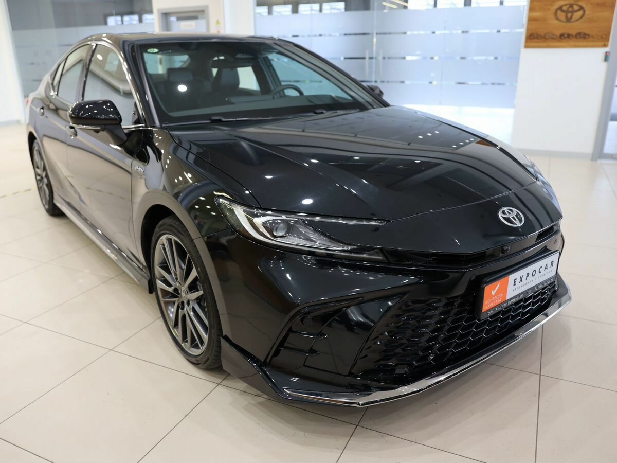 Toyota Camry IX (XV80) China Market