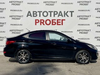 2013 Hyundai Solaris I, чёрный, 450000 рублей, вид 4