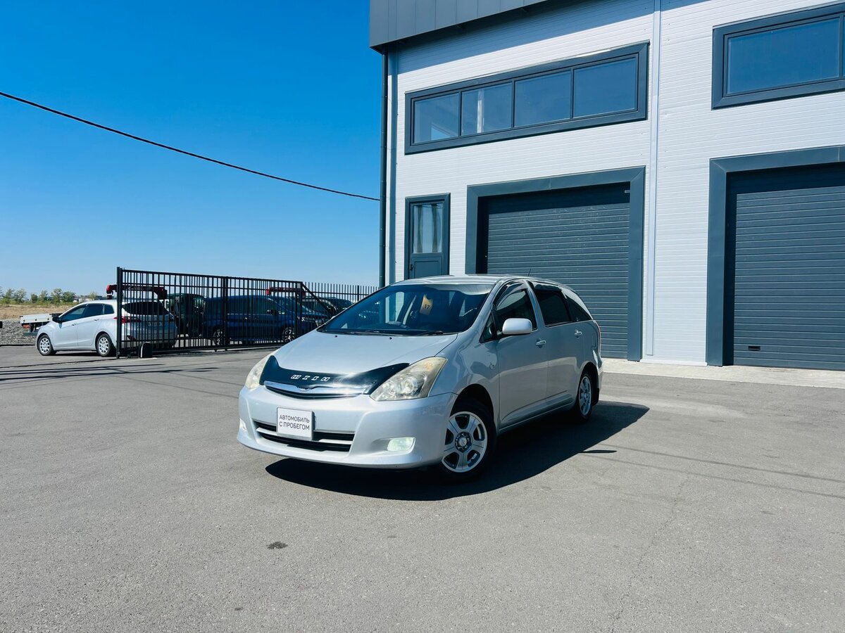 Toyota Wish I Рестайлинг