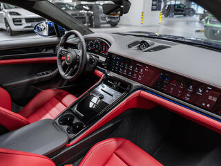 2026 Porsche Panamera GTS III, синий, 24300000 рублей, вид 3