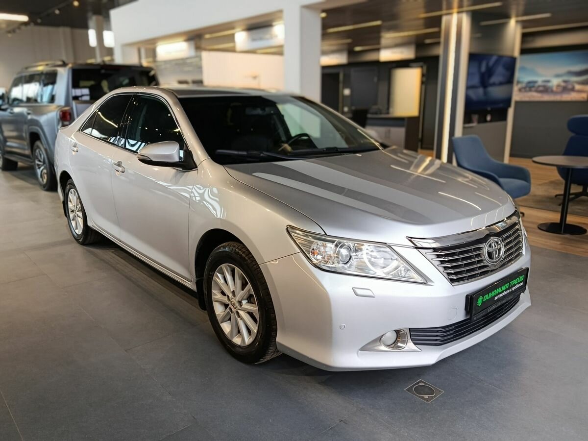 Toyota Camry VII (XV50)