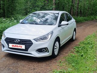2018 Hyundai Solaris II, белый, 1125000 рублей, вид 2
