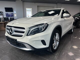 2016 Mercedes-Benz GLA 200 I (X156), белый, 1820000 рублей, вид 1