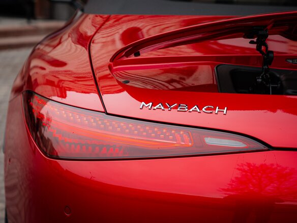 2026 Mercedes-Benz Maybach SL SL 680, красный, 39900000 рублей - вид 17