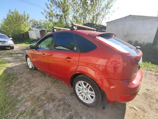 2008 Ford Focus II Рестайлинг, красный, 250000 рублей, вид 5