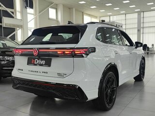 2026 Volkswagen Tiguan L Pro III (China Market), белый, 4649000 рублей, вид 4