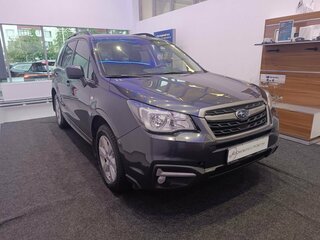 2017 Subaru Forester IV Рестайлинг 2, серый, 2260000 рублей, вид 3