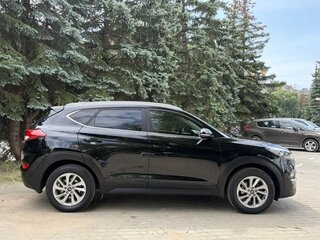2017 Hyundai Tucson III, чёрный, 2050000 рублей, вид 4