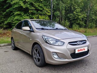 2013 Hyundai Solaris I, бежевый, 549990 рублей, вид 3