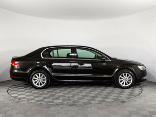 2014 Skoda Superb II Рестайлинг, коричневый, 1386000 рублей, вид 4