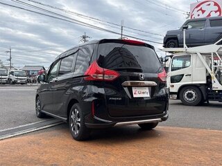 2023 Honda Freed II Рестайлинг, чёрный, 1220000 рублей, вид 5