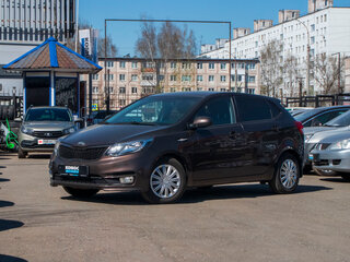 2016 Kia Rio III Рестайлинг, коричневый, 959000 рублей, вид 1
