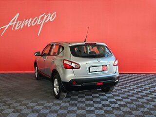 2011 Nissan Qashqai I Рестайлинг, серебристый, 1190000 рублей, вид 3