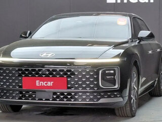2023 Hyundai Grandeur VII, чёрный, 3934246 рублей, вид 3