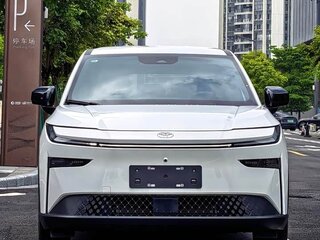 2025 Toyota bZ3X 58.3 kWh, белый, 2259000 рублей, вид 2