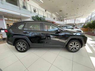 2025 Toyota RAV4 V (XA50), чёрный, 4699000 рублей, вид 5