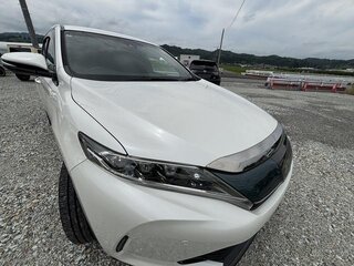 2019 Toyota Harrier III (XU60) Рестайлинг, белый, 2250100 рублей, вид 5