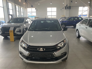 2026 Lada (ВАЗ) Granta Active Cross I Рестайлинг, серебристый, 1226000 рублей, вид 4