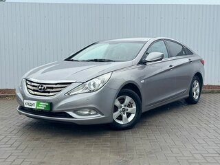 Hyundai Sonata VI (YF)