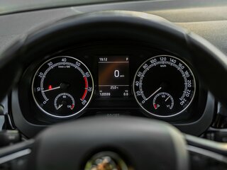 2018 Skoda Rapid I Рестайлинг, бежевый, 990001 рублей, вид 5