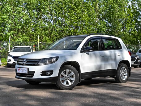 2013 Volkswagen Tiguan I Рестайлинг, белый, 1025000 рублей, вид 1
