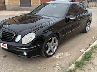 2002 Mercedes-Benz E-Класс 500 III (W211, S211), чёрный, 850000 рублей, вид 1