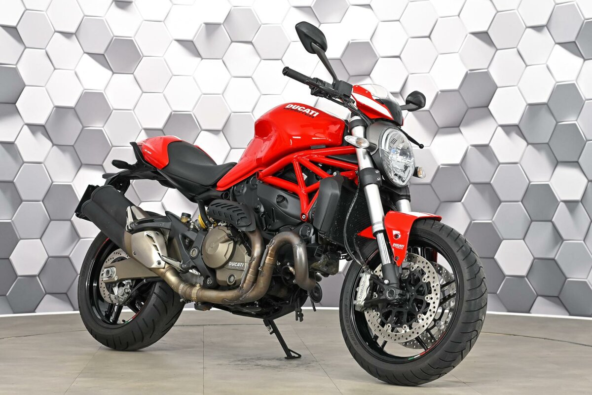 Ducati Monster 821