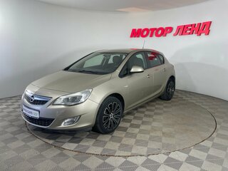 Opel Astra J