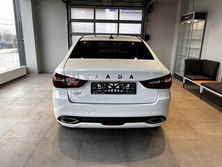 2026 Lada (ВАЗ) Vesta I Рестайлинг (NG), белый, 1855328 рублей, вид 4