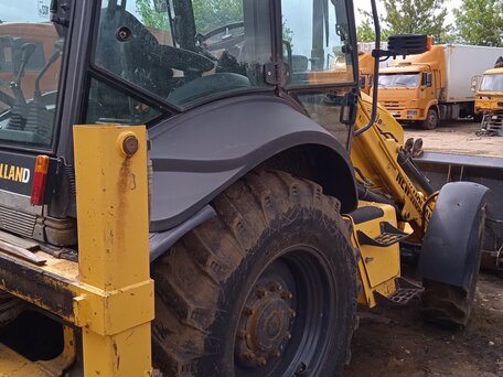 2017 New Holland B90B, жёлтый, 6400000 рублей, вид 2
