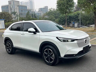 2022 Honda Vezel II, белый, 1484000 рублей, вид 3