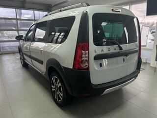 2026 Lada (ВАЗ) Largus Cross I Рестайлинг, белый, 2022000 рублей, вид 5