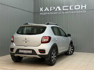 2016 Renault Sandero Stepway II, серебристый, 837000 рублей, вид 2