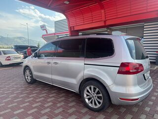 2010 Volkswagen Sharan II, серебристый, 1150000 рублей, вид 5